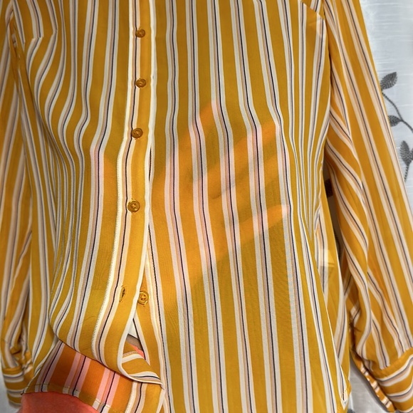 A new day sheer high low button down medium - Picture 3 of 4